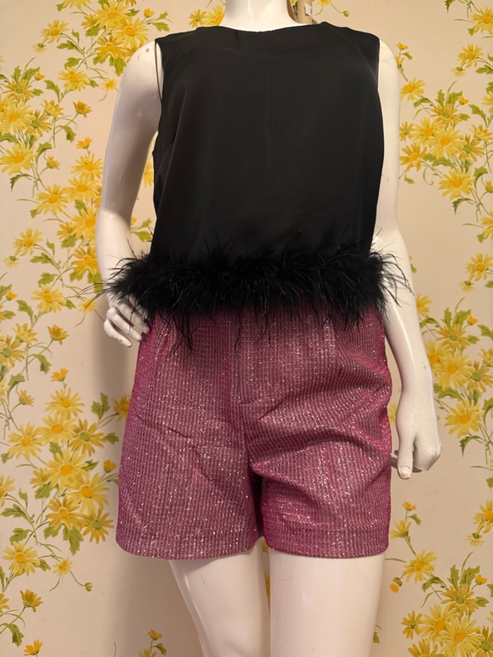 NWT Sans souci pink glitter shorts size M